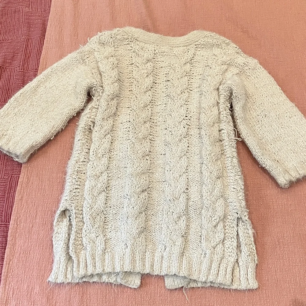 POL small wm’s oversized Cream Cable Knit Cardigan - FLAWED - Picture 15 of 16